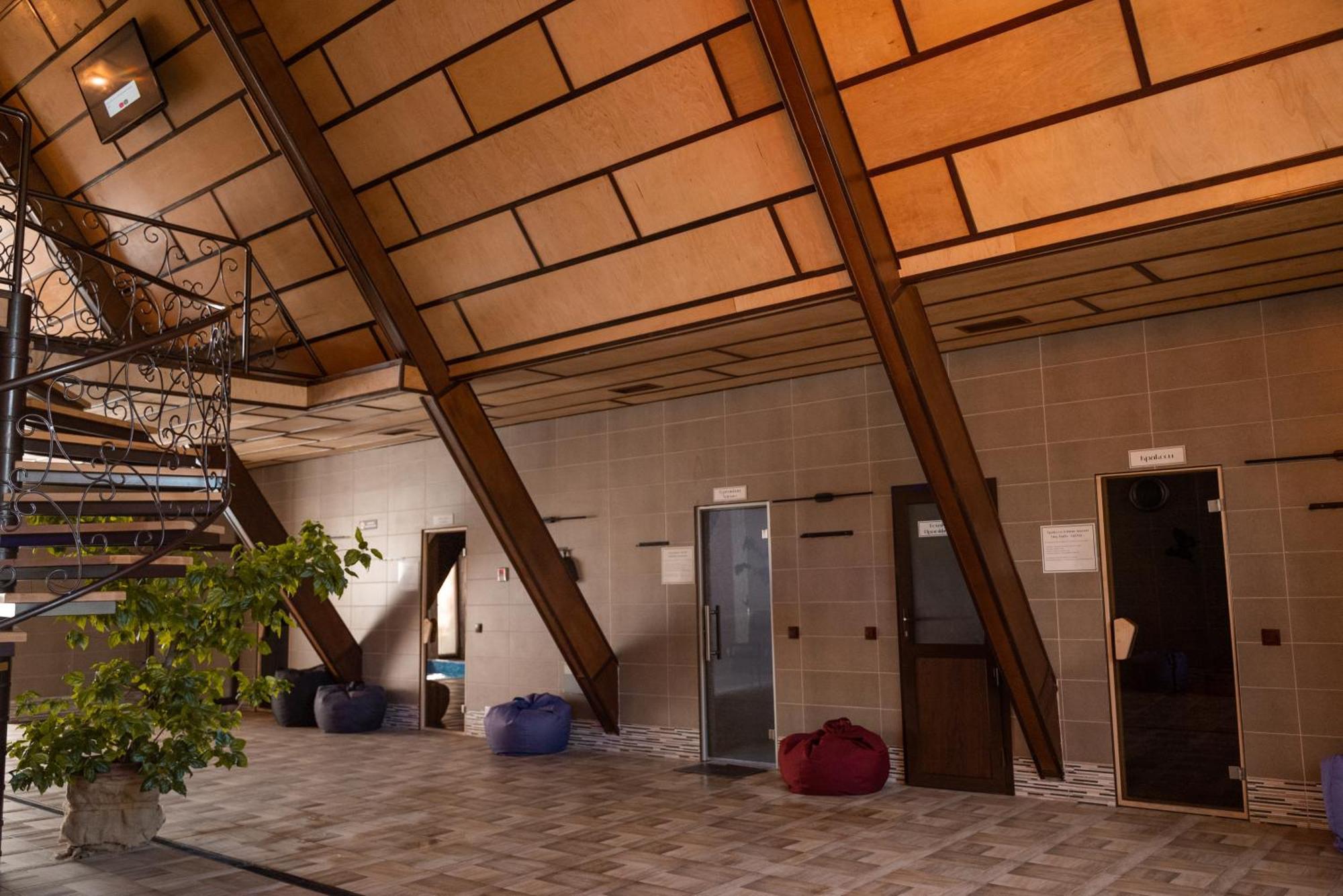 Hotel Butterfly Sadove Zewnętrze zdjęcie
