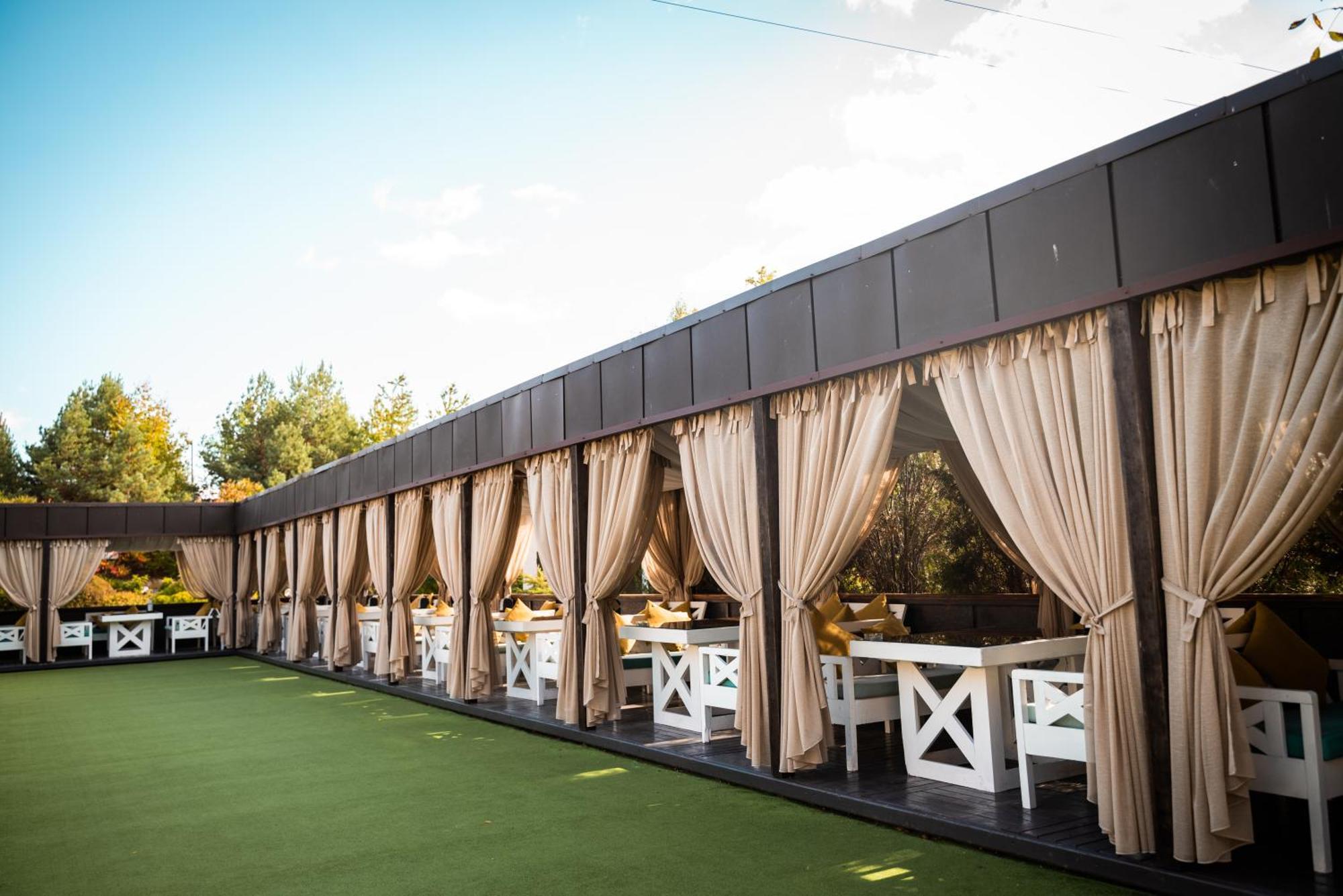Hotel Butterfly Sadove Zewnętrze zdjęcie