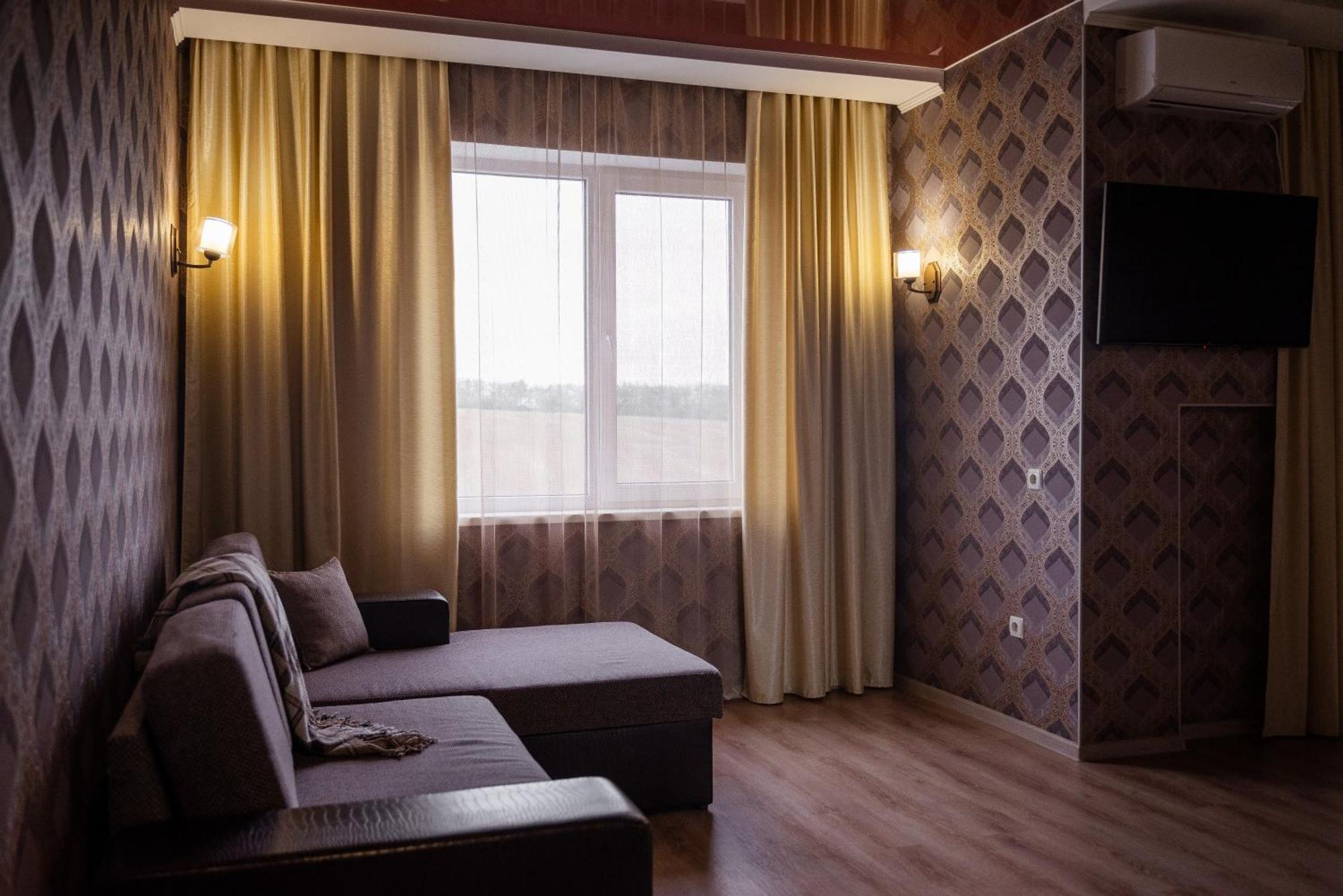 Hotel Butterfly Sadove Zewnętrze zdjęcie