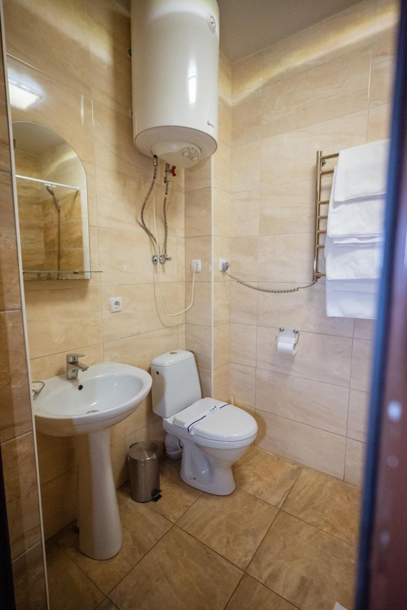 Hotel Butterfly Sadove Zewnętrze zdjęcie