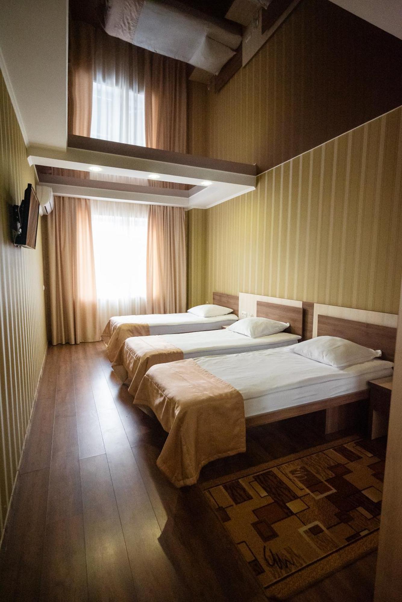Hotel Butterfly Sadove Zewnętrze zdjęcie