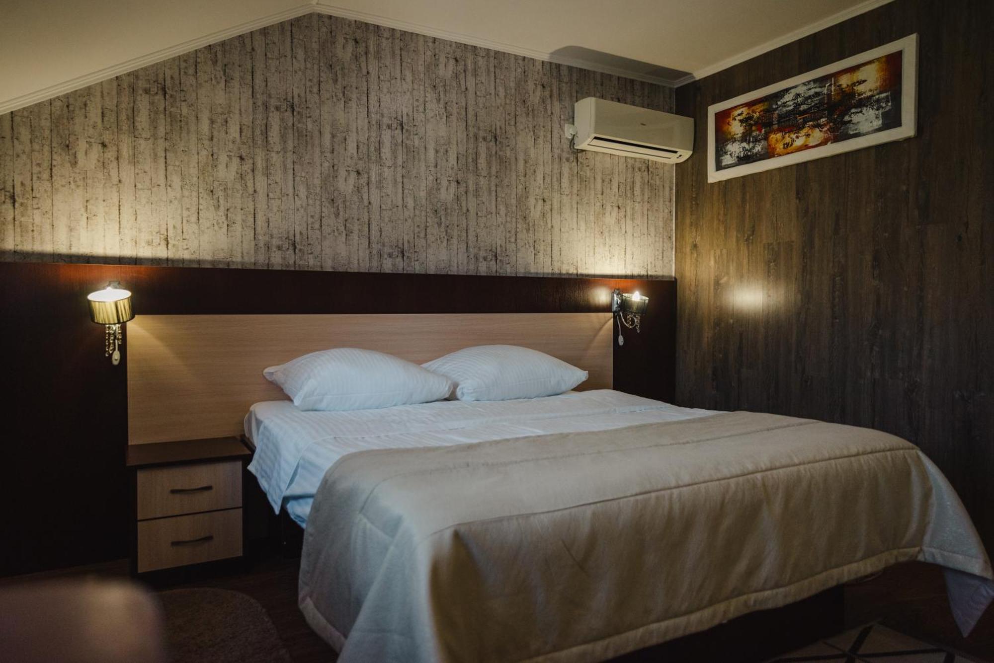 Hotel Butterfly Sadove Zewnętrze zdjęcie